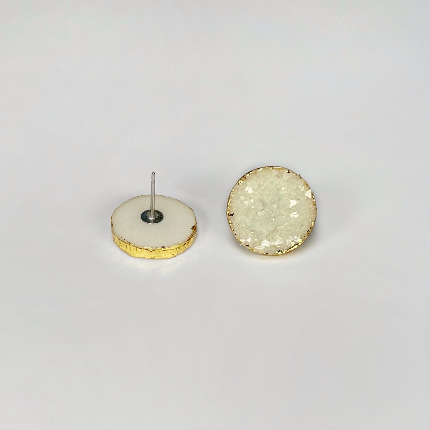 round stud earrings, epoxy resin earrings, epoxy resin stud earrings, white stud earrings, ivory stud earrings, stud earrings, stainless steel earrings, hypoallergenic earrings, crystal earrings, druse earrings, druzy studs, druzy earrings, round earrings, earring gift for her, circle stud earrings