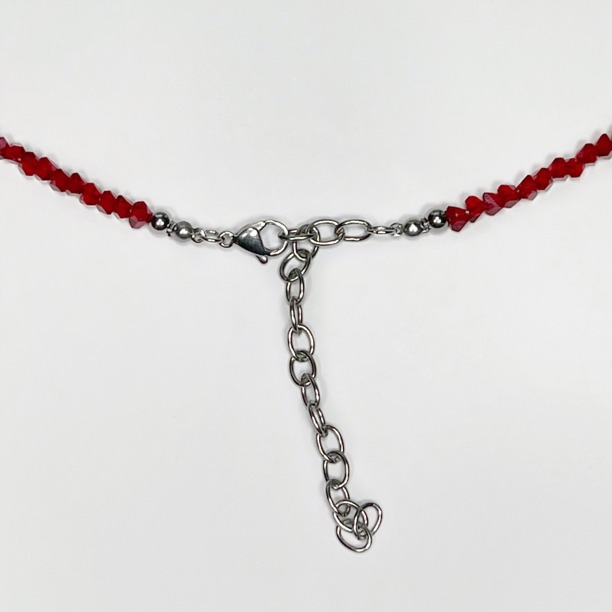 necklace, beaded necklace, stainless steel necklace, hypoallergenic jewelry, 
gift for her, beaded chocker, choker dainty, red choker